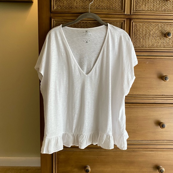 White top - Picture 2 of 2